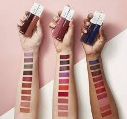The Benefits of Buying Makeup Online